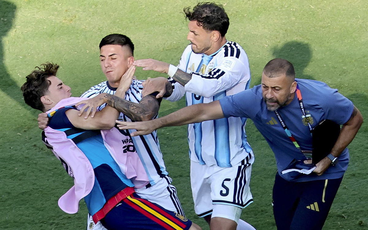 FIFA abre procedimiento disciplinario contra Argentina por incidentes en la final y manta de Malvinas