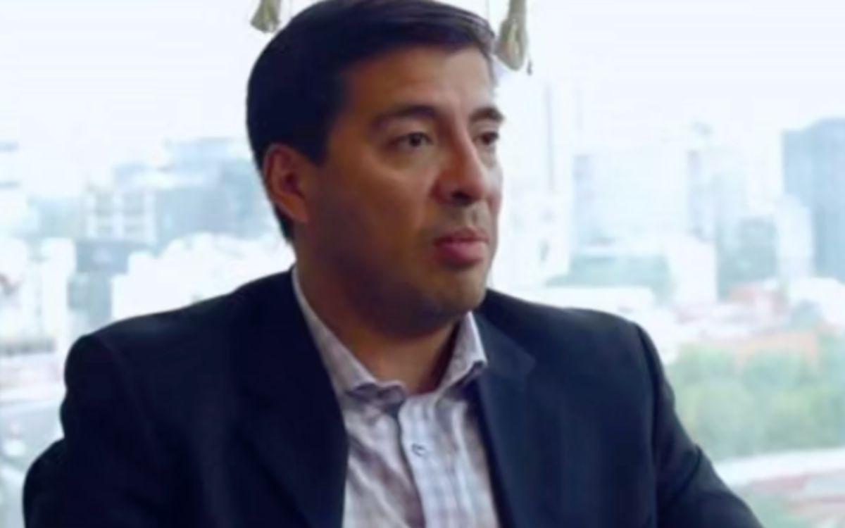 Fiscalía CDMX ofrece 500 mil pesos para localizar a exdirector de Amazon acusado de feminicidio