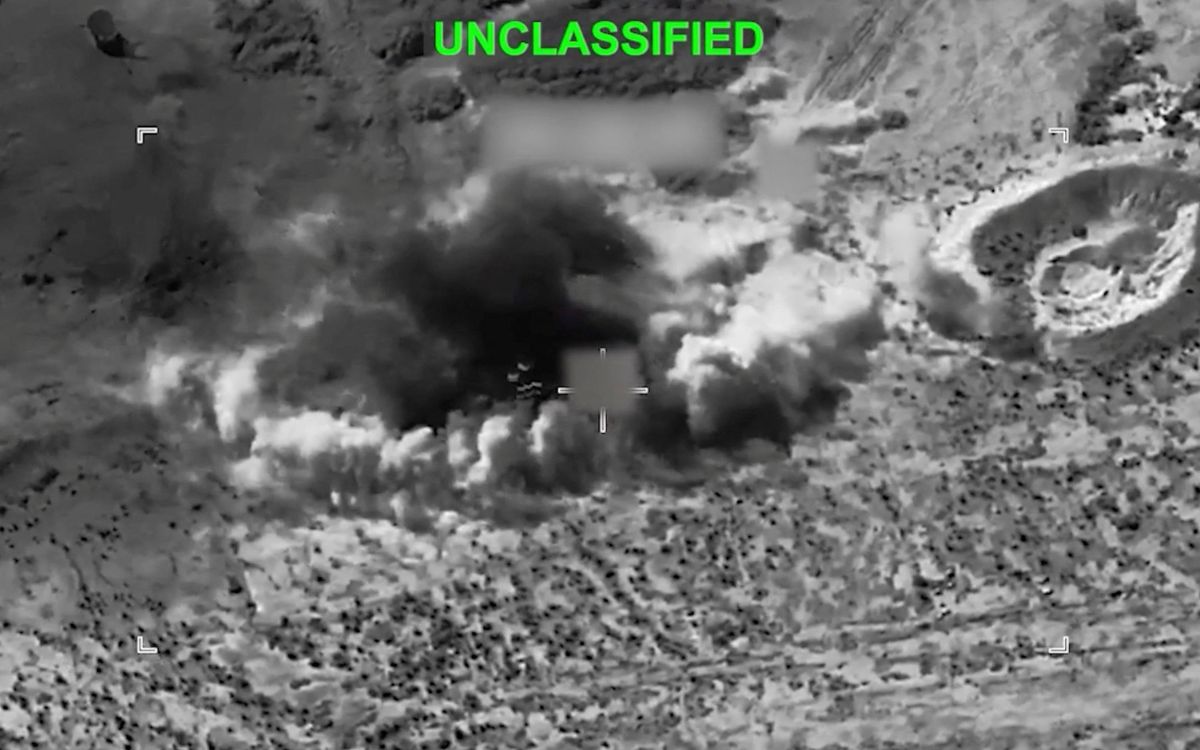 Irán amenaza con una 'ofensiva total' y EE.UU. continúa sus bombardeos