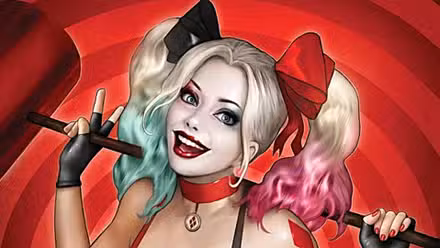 Harley Quinn con su mazo y moños en el pelo.