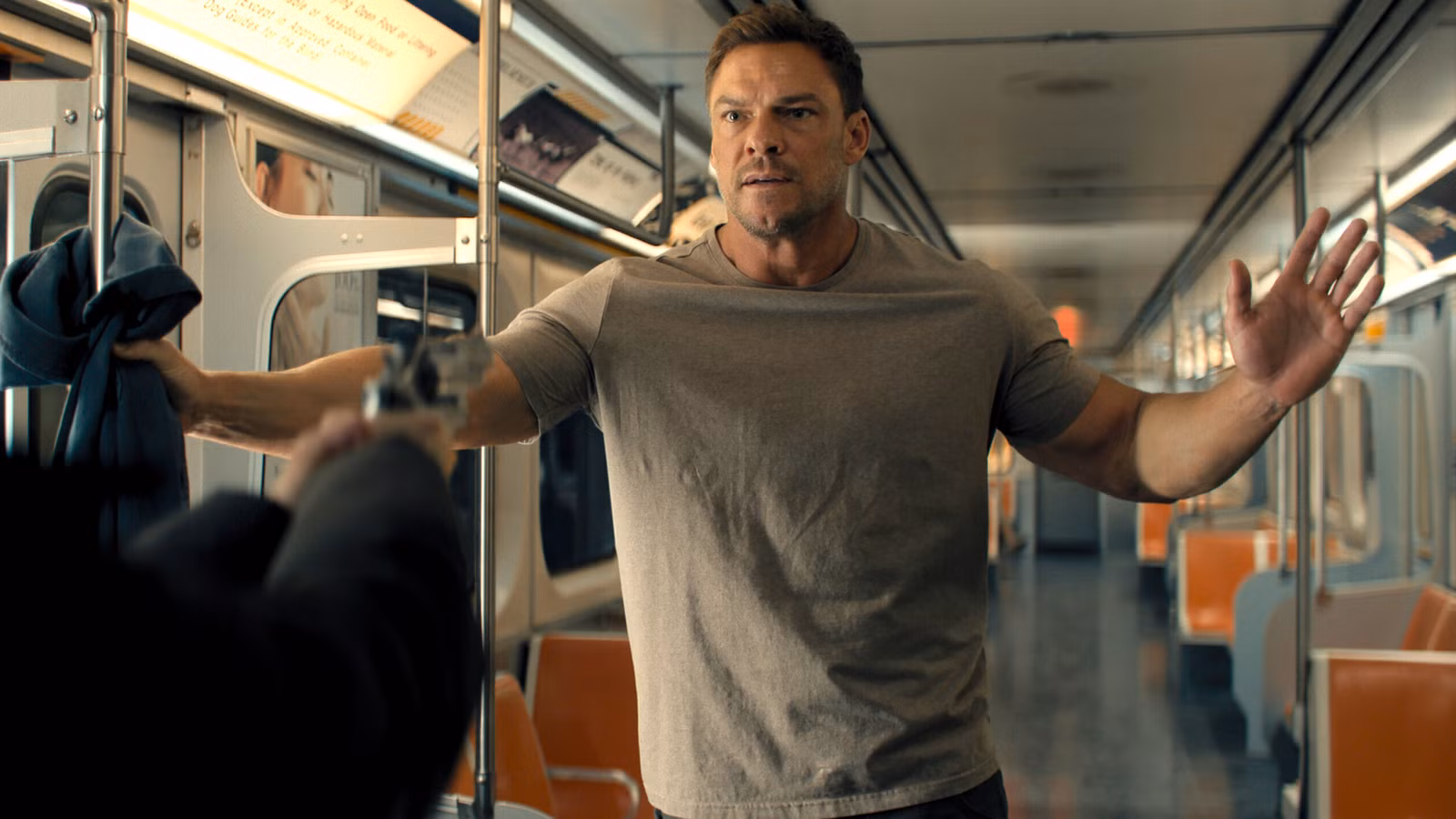 La temporada 5 de Reacher confirma el regreso de una estrella importante después de la refundición de la temporada 4