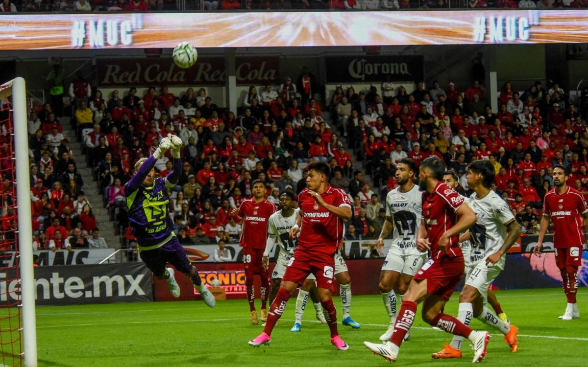 Liga MX: Pumas remonta 2-1 al Toluca; Cruz Azul vence a Puebla en el Azteca