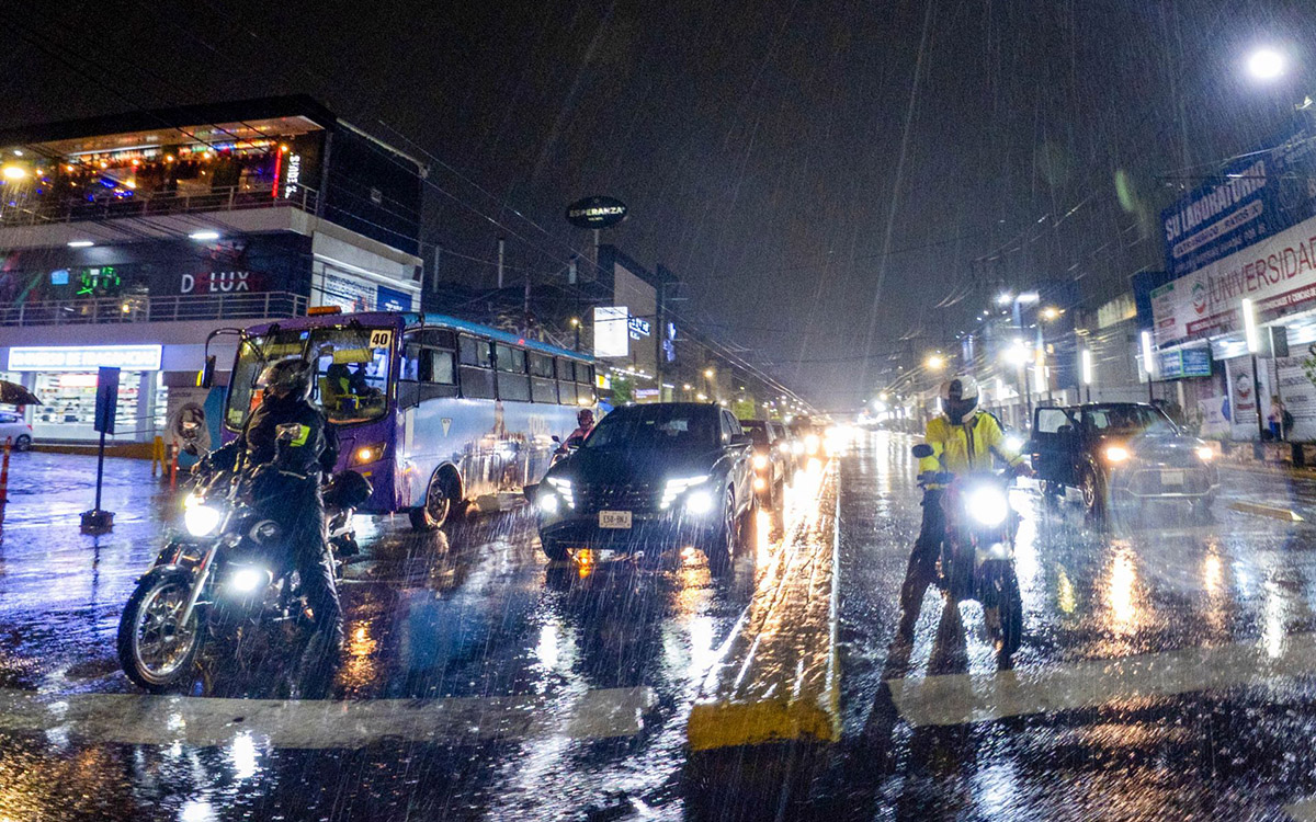 Lluvias dejan encharcamientos, inundaciones y diversas afectaciones en CDMX