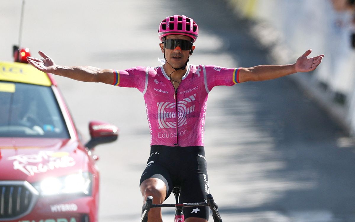 Richard Carapaz conquista la etapa 18 del Tour de Francia; UAE enfrenta problemas por enfermedad