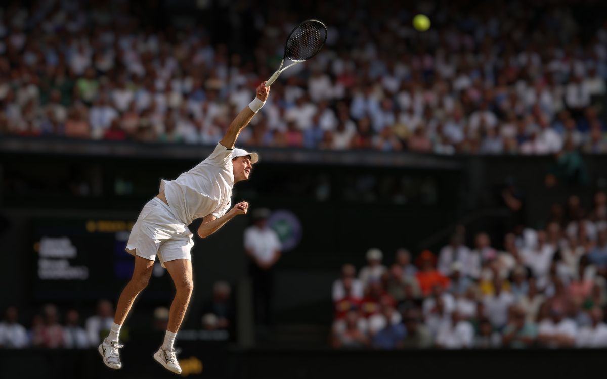 Sinner vence a Djokovic y buscará su segundo título en Wimbledon