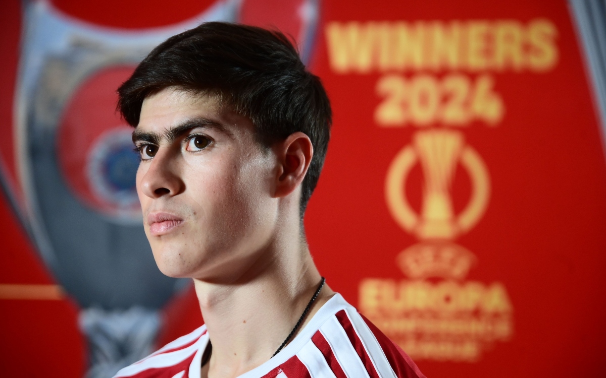 ¿Cuándo y contra quién podría debutar la 'Hormiga' González con el Olympiacos?
