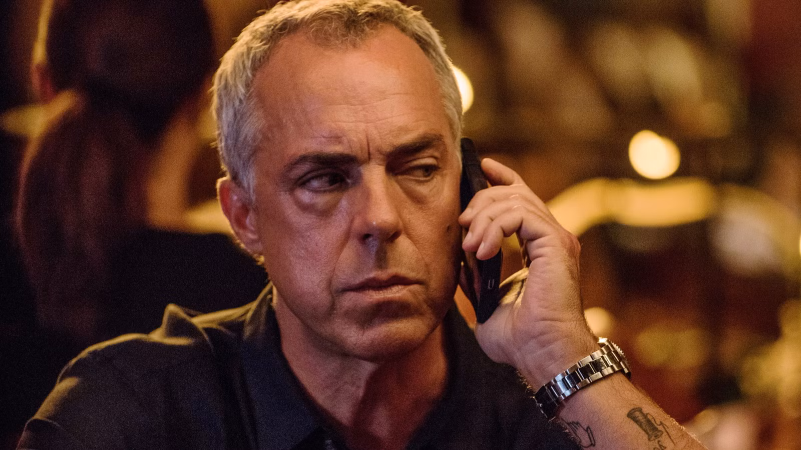 El regreso de Titus Welliver a DC se revela en una nueva serie con clasificación R que se estrenará en 2 meses