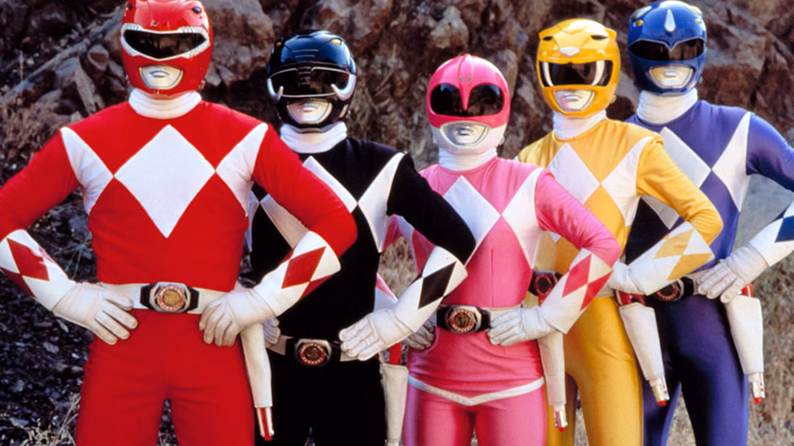 Power Rangers admite que el final feliz de la Ranger Rosa fue una mentira