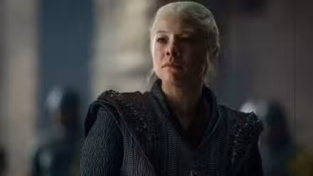 Rhaenyra luce enojada y desesperada en House of the Dragon