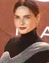 Foto de cabeza de Rebecca Ferguson en el estreno mundial de 