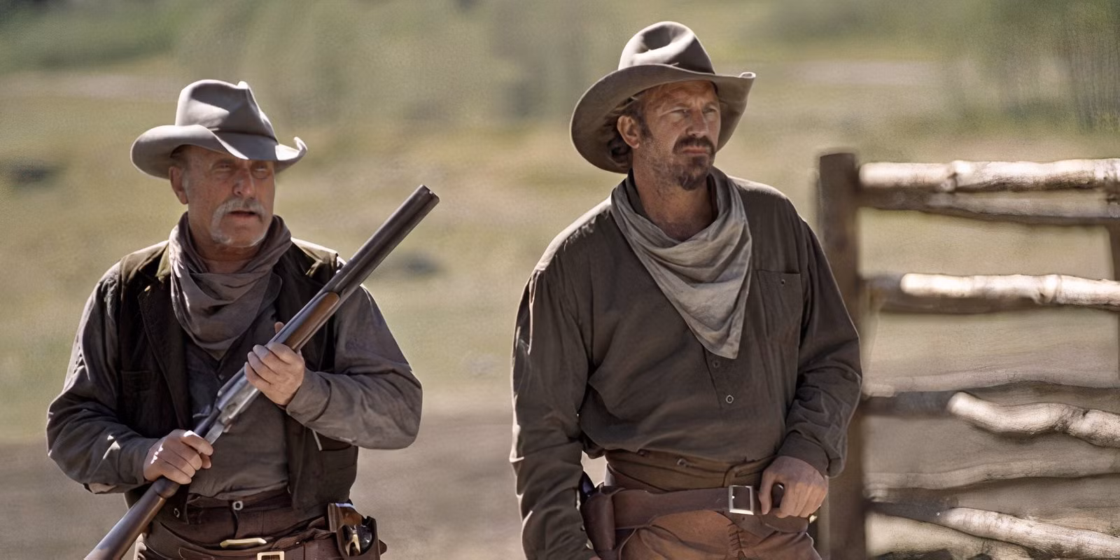 El golpe olvidado de 68 millones de dólares de Kevin Costner todavía tiene uno de los mejores tiroteos en la historia occidental