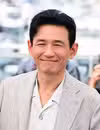 Foto en la cabeza de Hwang Jung-min