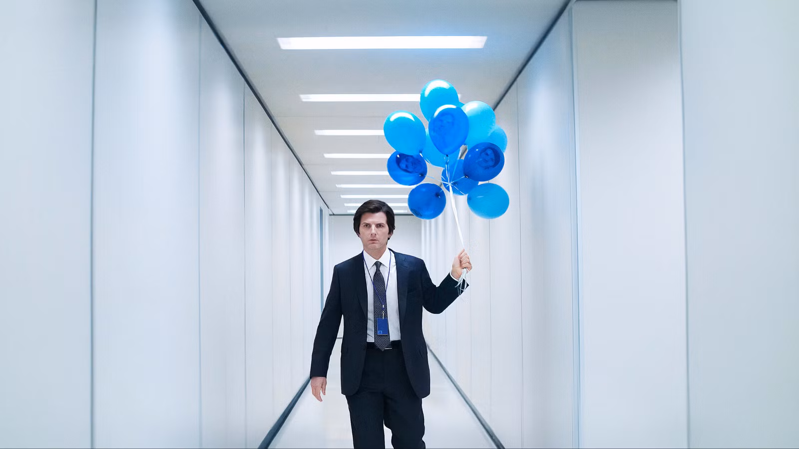 Cronología de lanzamiento de la temporada 3 de Severance abordada por la estrella a medida que continúa la filmación