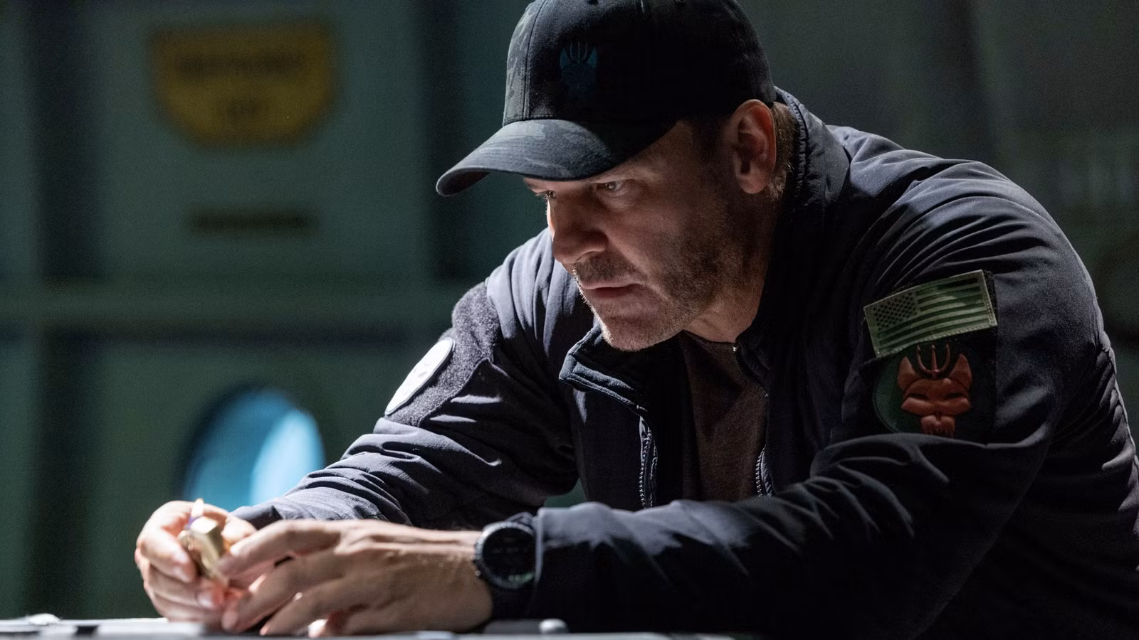 La serie de suspenso y acción de siete partes de David Boreanaz en Netflix con una puntuación de audiencia estelar de RT inicia una nueva era