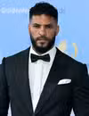 Foto de cabeza de Ricky Whittle