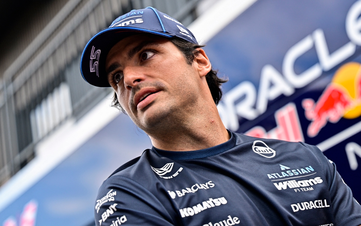 Carlos Sainz renueva con Williams a largo plazo