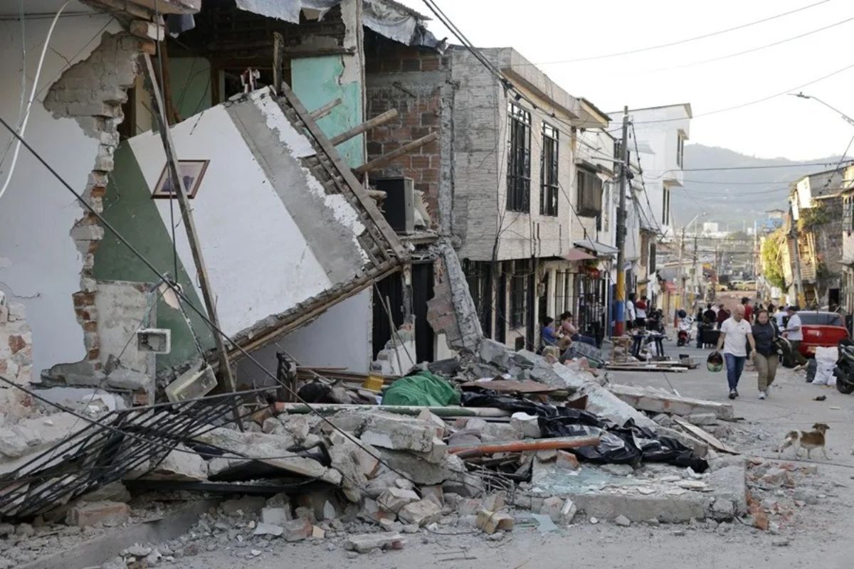 Colombia decreta tres días de duelo por fallecidos en el sismo