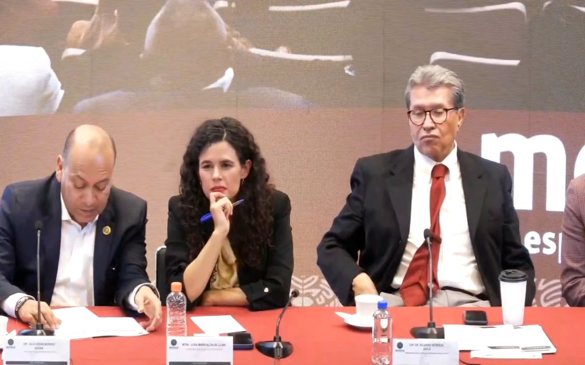 Diputada de Morena reclama a Alcalde errores en iniciativas presidenciales
