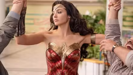 MUJER MARAVILLA 1984, Gal Gadot como Mujer Maravilla