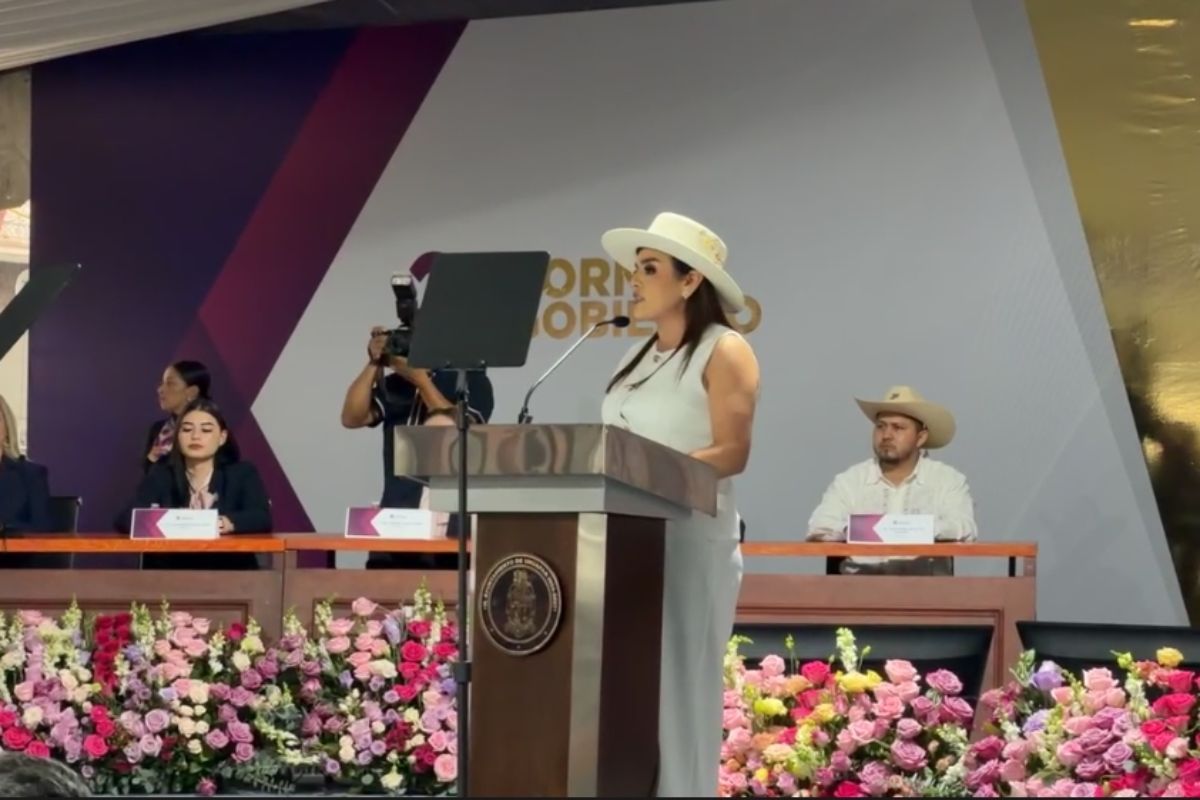 Grecia Quiroz exige justicia por Carlos Manzo durante su segundo informe