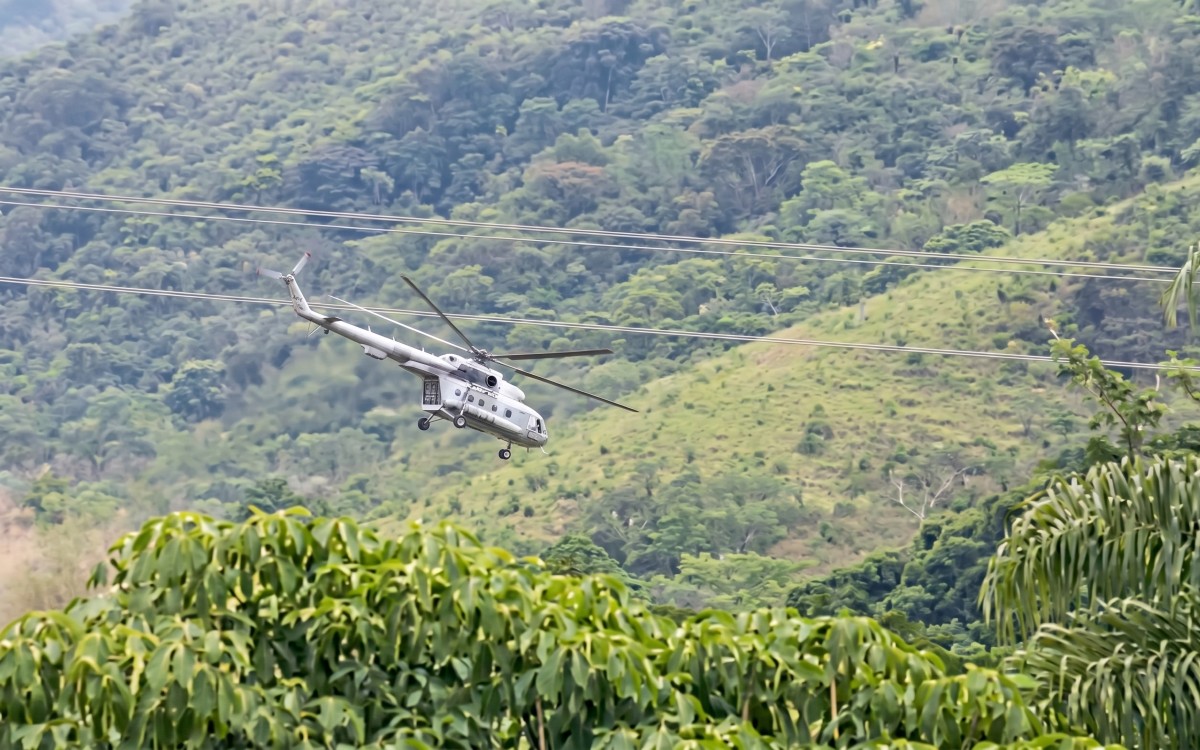 Helicóptero de la Marina se accidenta en Jalisco; fue un 'desplome controlado', afirma la institución
