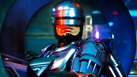 RoboCop (Peter Weller) frente a un fondo de paisaje urbano cortado en círculos