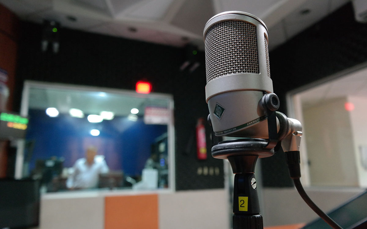 Observatorio alerta que nuevos lineamientos para radio y TV pueden limitar la libertad de expresión en elecciones