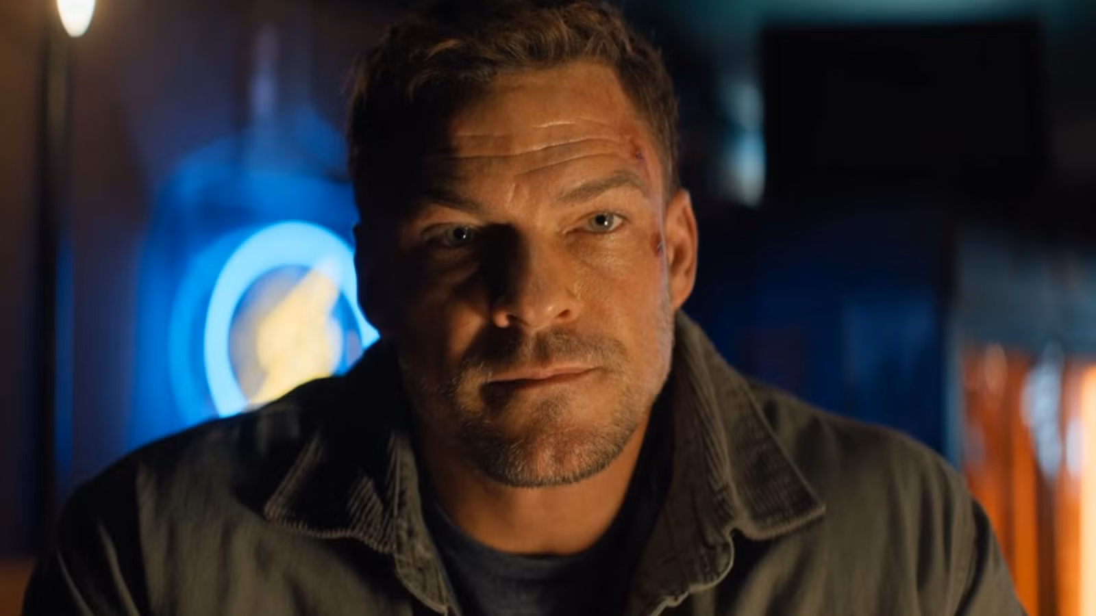 Por qué Reacher no bebe whisky en la temporada 4, episodio 4