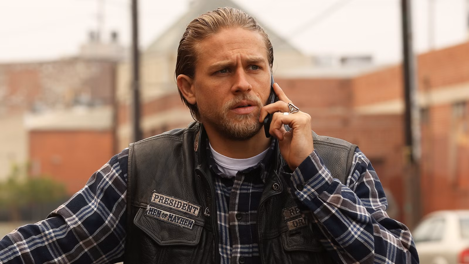 Se revela el regreso de Sons Of Anarchy de Charlie Hunnam con una nueva serie derivada