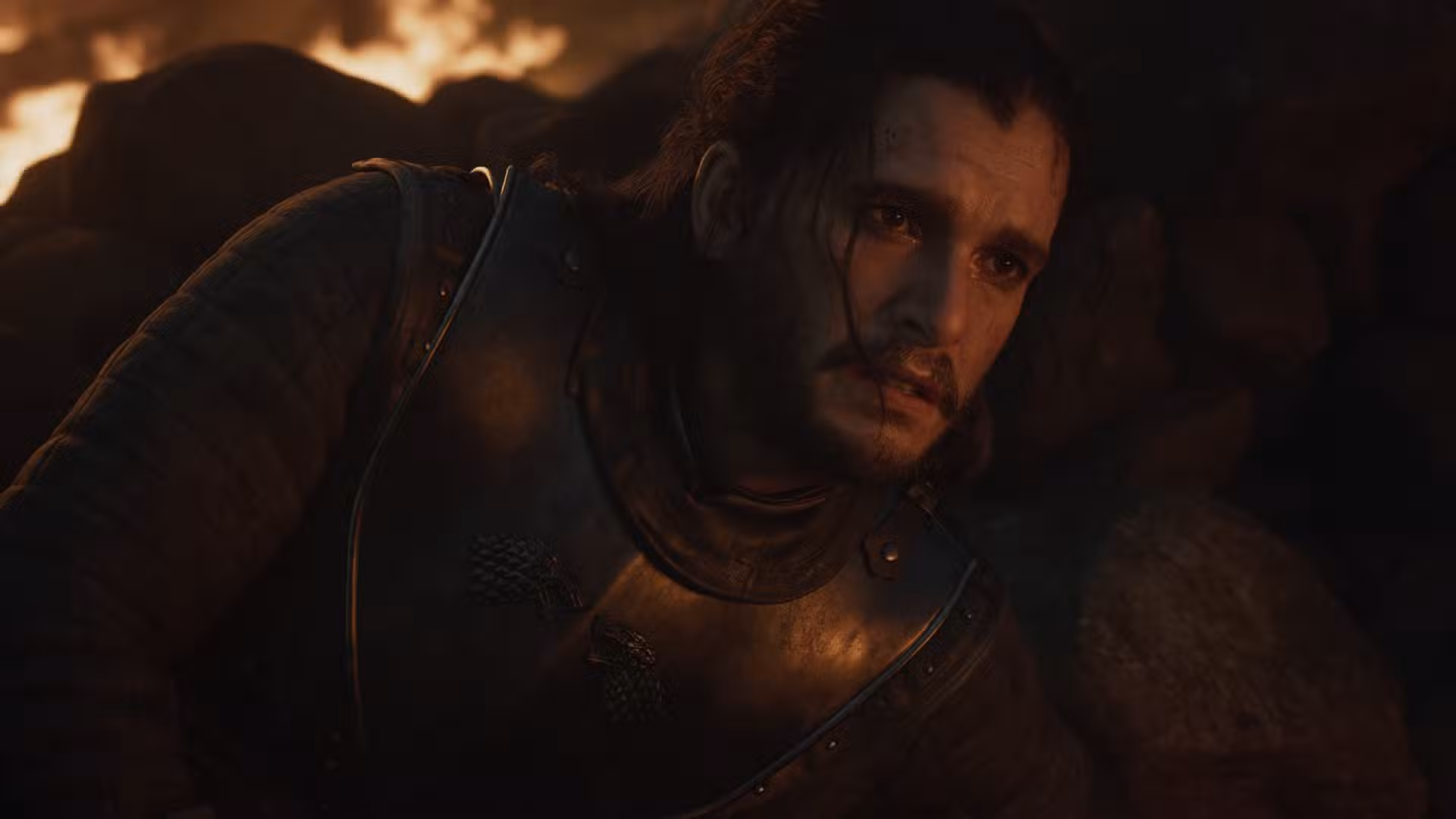 Game of Thrones War for Westeros Jon Snow luce preocupado.