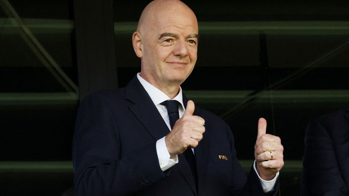 'El futbol es para todos, en todas partes': Infantino muestra su apertura al diálogo en la reforma de la FIFA