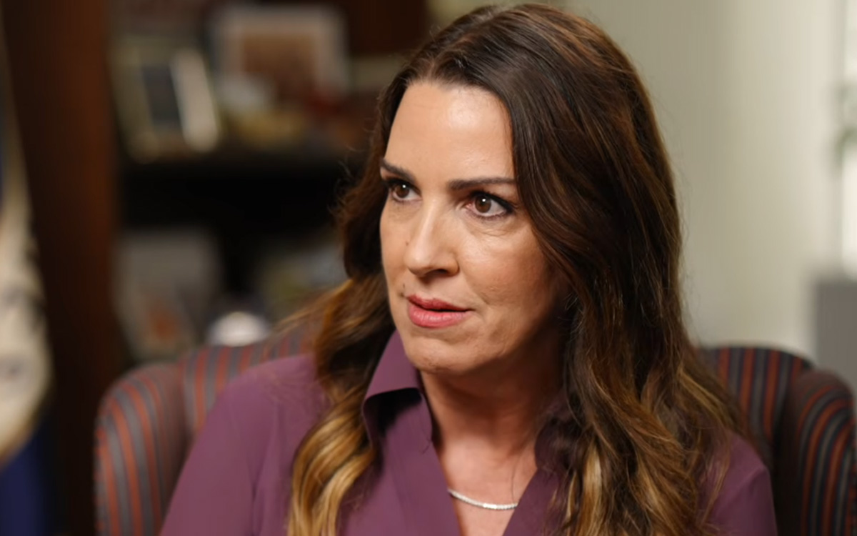 'Zarina' antidrogas de EE.UU. advierte que harán 'rendir cuentas' a políticos que colaboren con cárteles