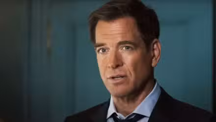 Primer plano de Michael Weatherly como Tony Dinozzo en NCIS: Tony y Ziva