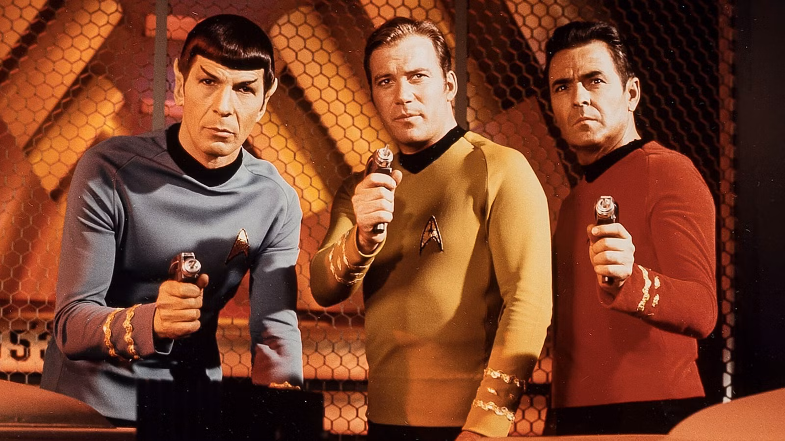 El Capitán Kirk y Spock de Star Trek regresan este diciembre en el especial del 60 aniversario