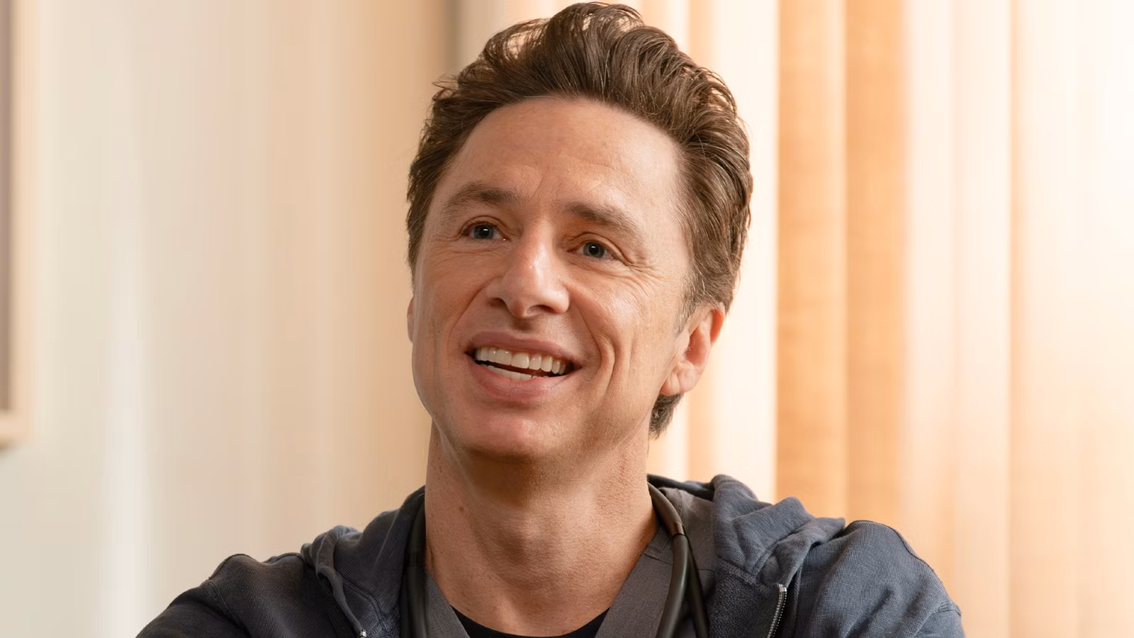 El tráiler de la temporada 2 de First Scrubs revela el regreso de un personaje original