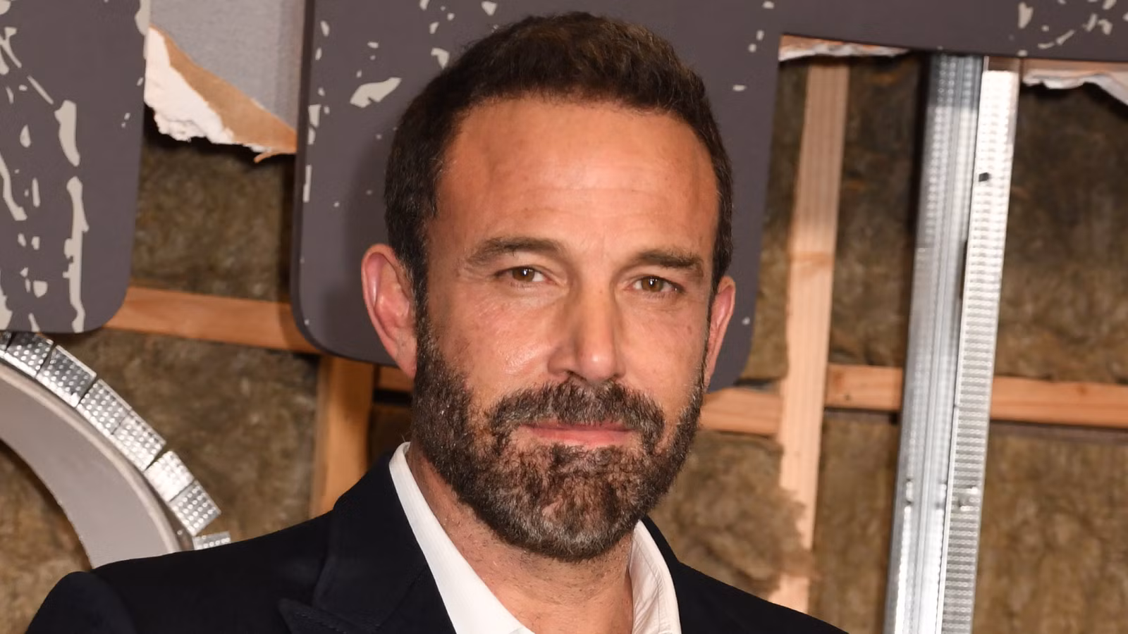 La próxima película de Netflix de Ben Affleck se revela en el primer tráiler después del éxito de 4.400 millones de minutos de The Rip