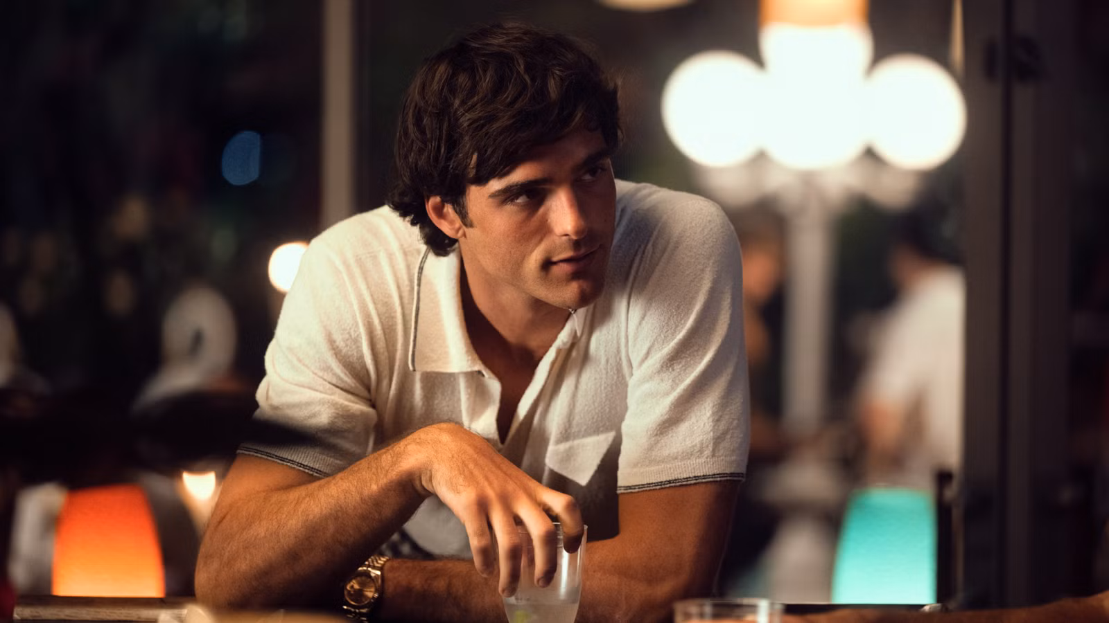 La nueva y misteriosa película de Scarlett Johansson ve a Jacob Elordi dando vueltas en el papel