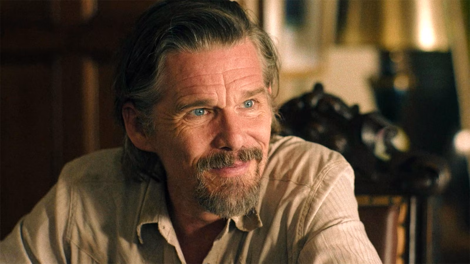 Se revela oficialmente la fecha de lanzamiento de la temporada 2 de The Lowdown de Ethan Hawke para la exitosa serie criminal