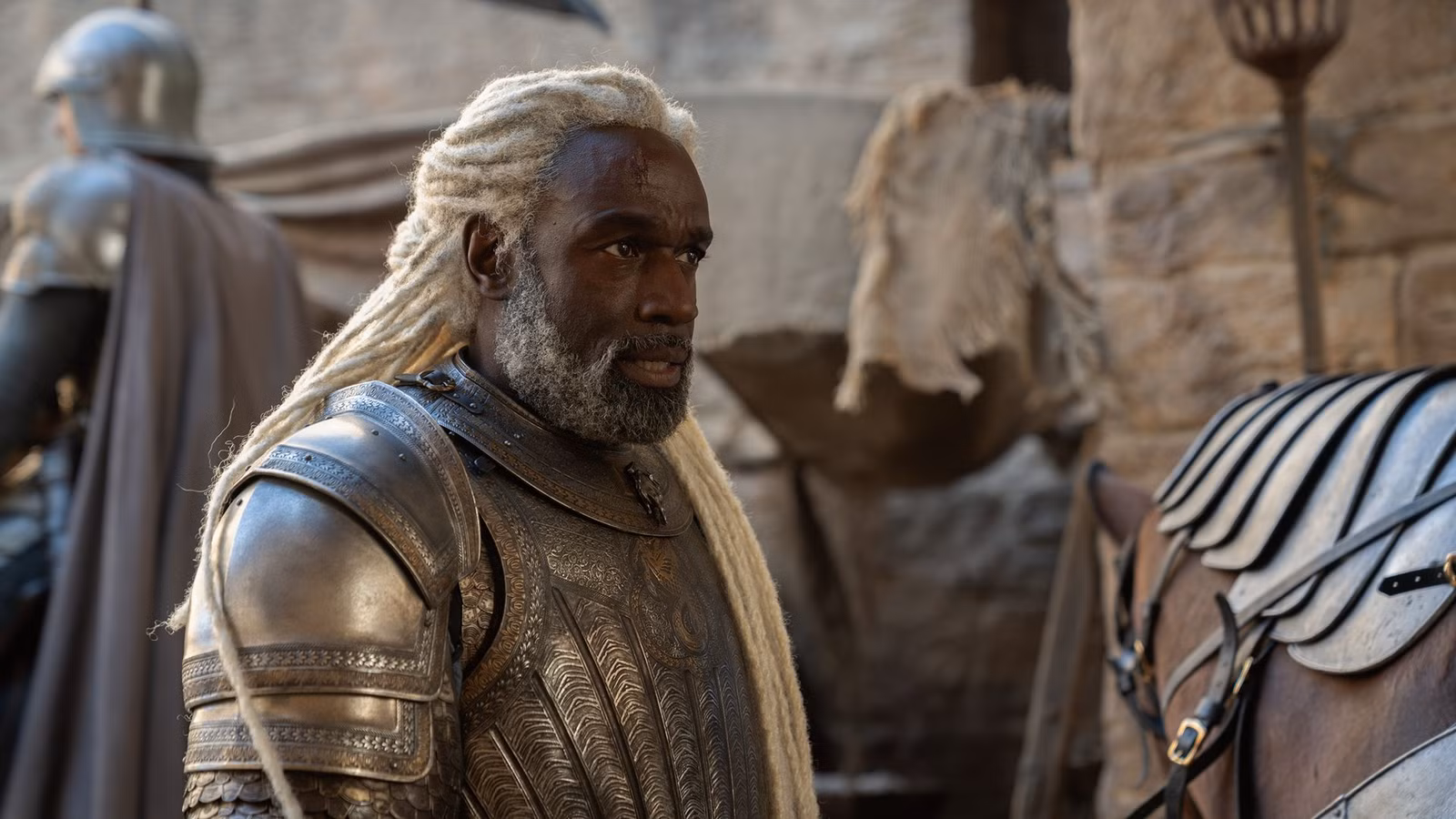 Por qué Corlys Velaryon todavía quiere que Rhaenyra sea reina después del final de la temporada 3 de House Of The Dragon