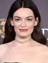 Foto de cabeza de Emma Mackey en la 77ª edición de los Premios de Cine de la Academia Británica (BAFTA)