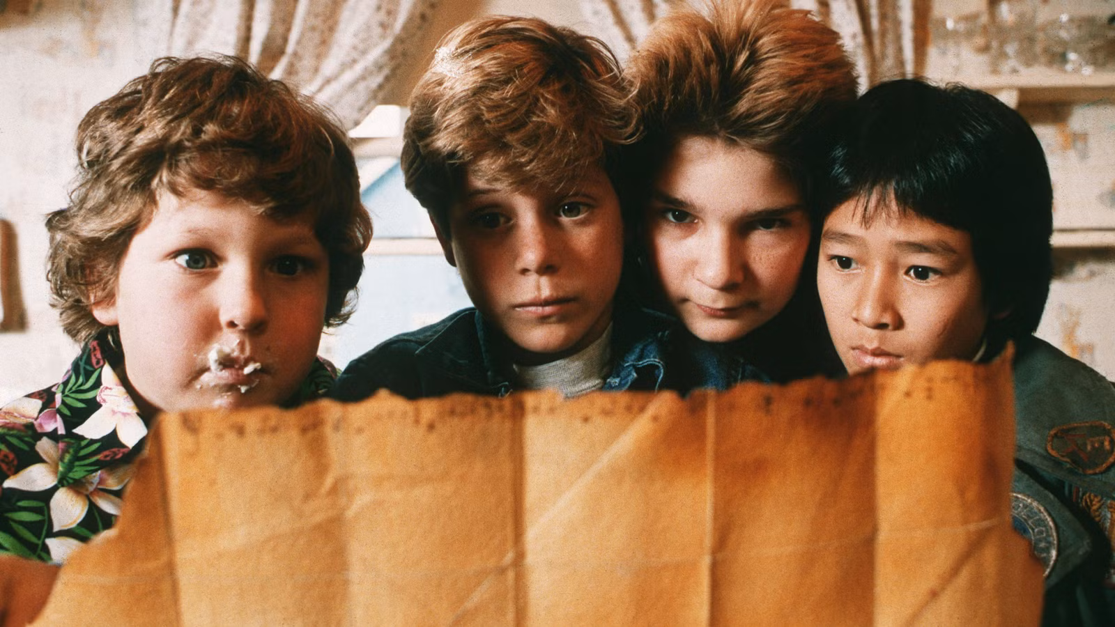 El remake sigiloso con clasificación R de Los Goonies llega en 2 semanas