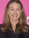 Foto de cabeza de Yvonne Strahovski en el estreno de 'Scrambled' en Los Ángeles en AMC Westfield Century City