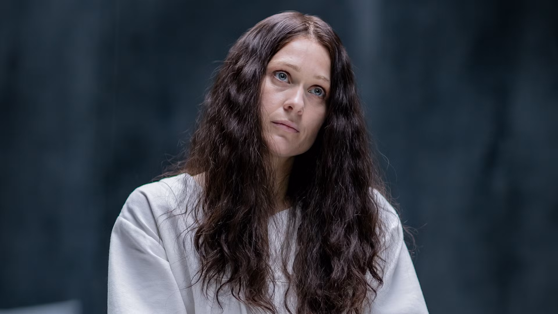 Sian Brooke como Eurus Holmes en BBC Sherlock