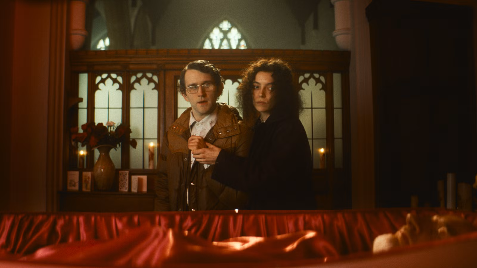 Reseña rellena: Jodie Comer y Harry Melling elevan el romance macabro derivado [TIFF]