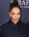 Foto de cabeza de Naomi Ackie