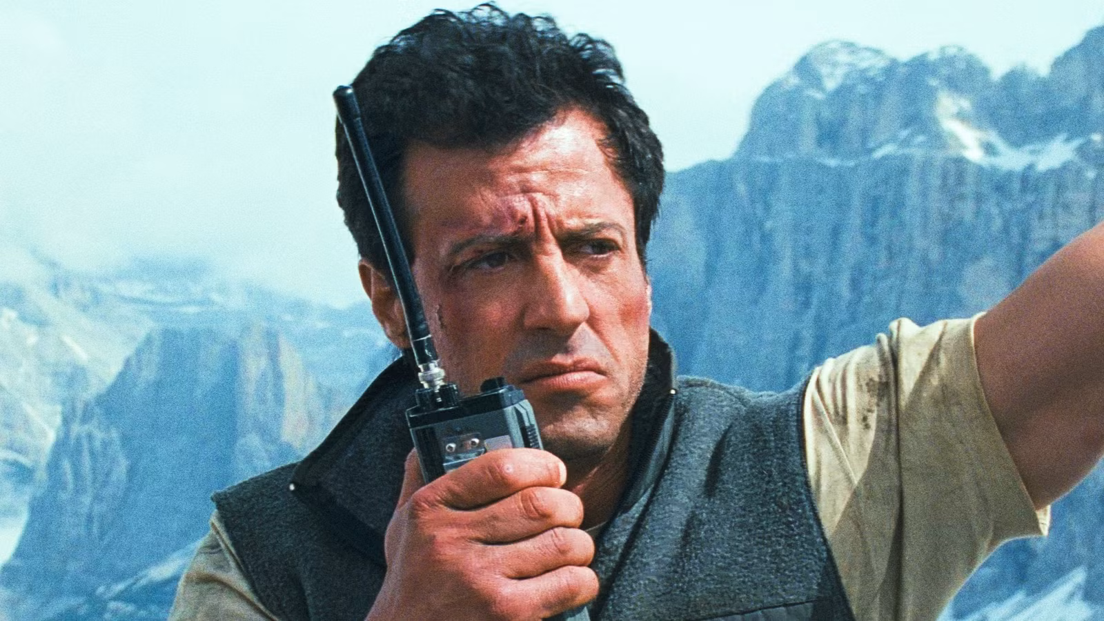 La nueva versión del thriller de acción de 255 millones de dólares de Sylvester Stallone se retrasa oficialmente hasta 2027