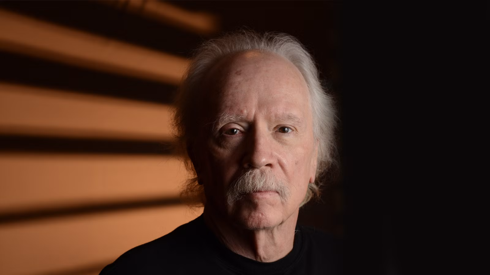 Alien se encuentra con Red Dwarf en la película más subestimada de John Carpenter que se transmite gratis en YouTube