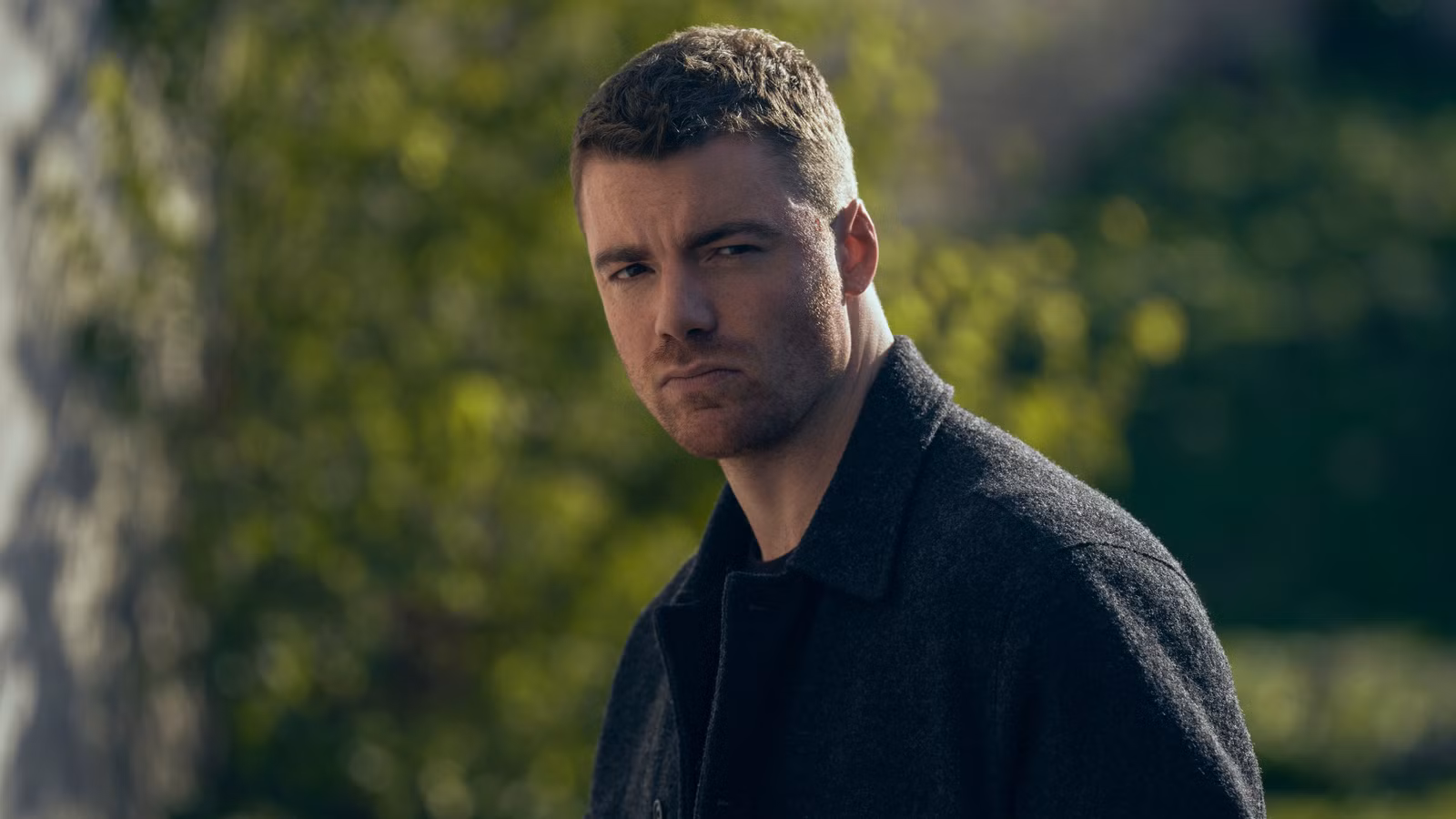 Gabriel Basso de The Night Agent adelanta la temporada final de alta intensidad (exclusivo)