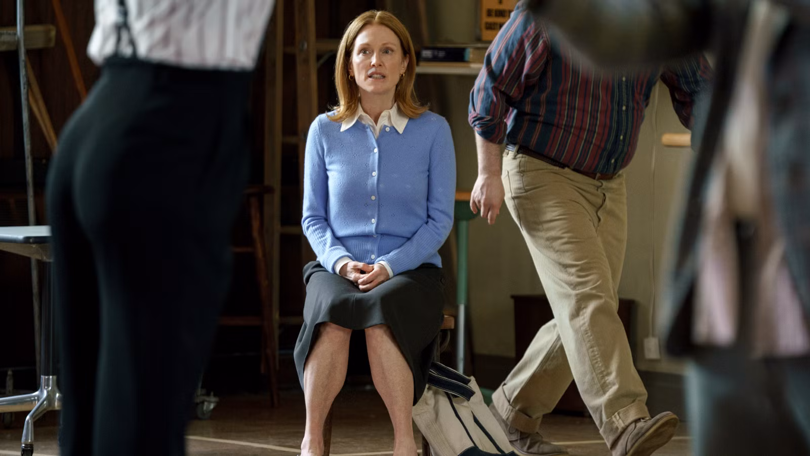 The Debut Review: Julianne Moore eleva la encantadora nueva comedia de Jesse Eisenberg [TIFF]