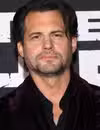 Foto de cabeza de Kristoffer Polaha